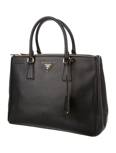 prada saffiano lux tote double zipper|Prada saffiano shoulder bag.